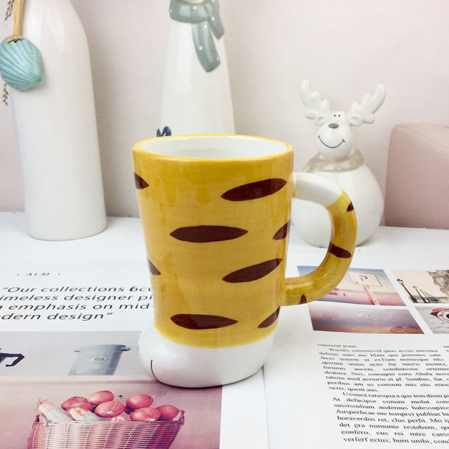 Yellow Tiger Print 3D Cat Paw Cup